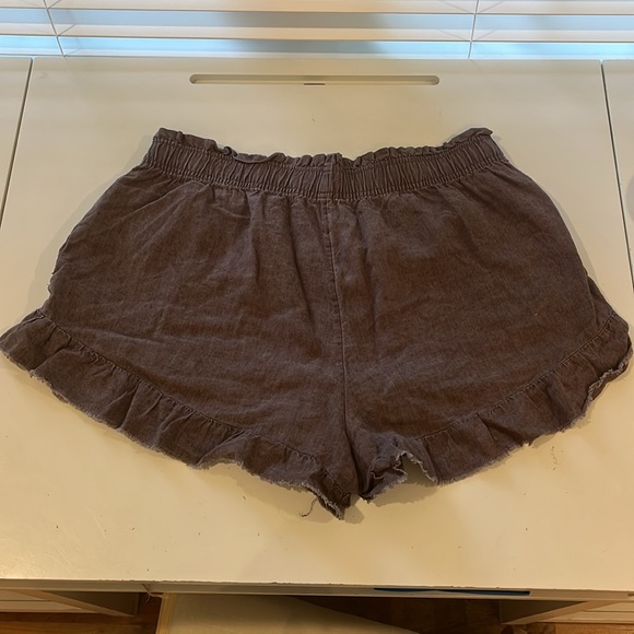 Aerie High Waisted Ruffle Shorts - Picture 2 of 2